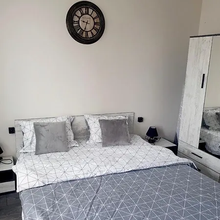 Budget Luxury Apartment - Absolutely New Building! Ruse Exterior photo