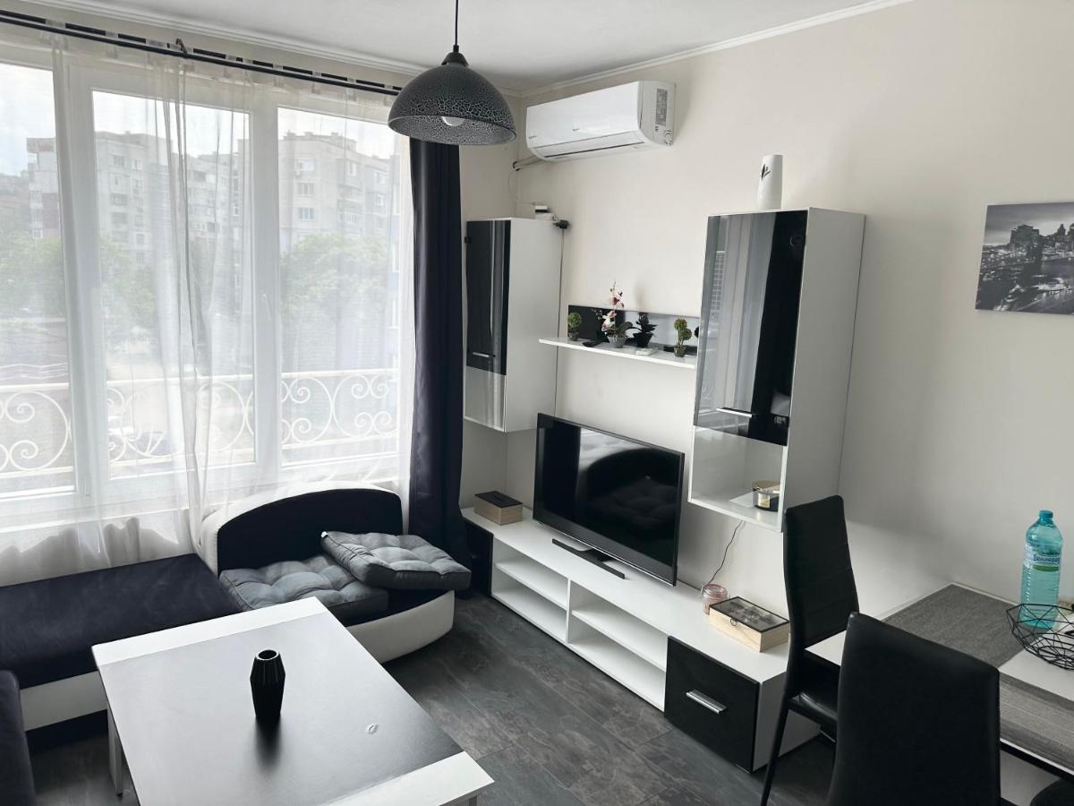 Budget Luxury - Absolutely New Building! *